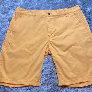 ASOS OrangeChino Bermuda Long Shorts Men’s Size 32 Excellent Condition